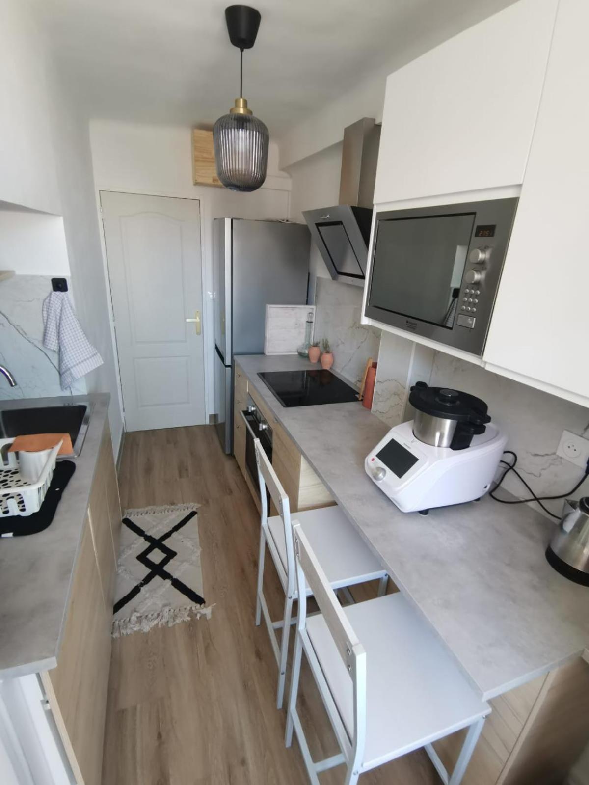 Massilia Calling Appartement Marseille Proche Metro Climatise Bien Decore Exterior photo